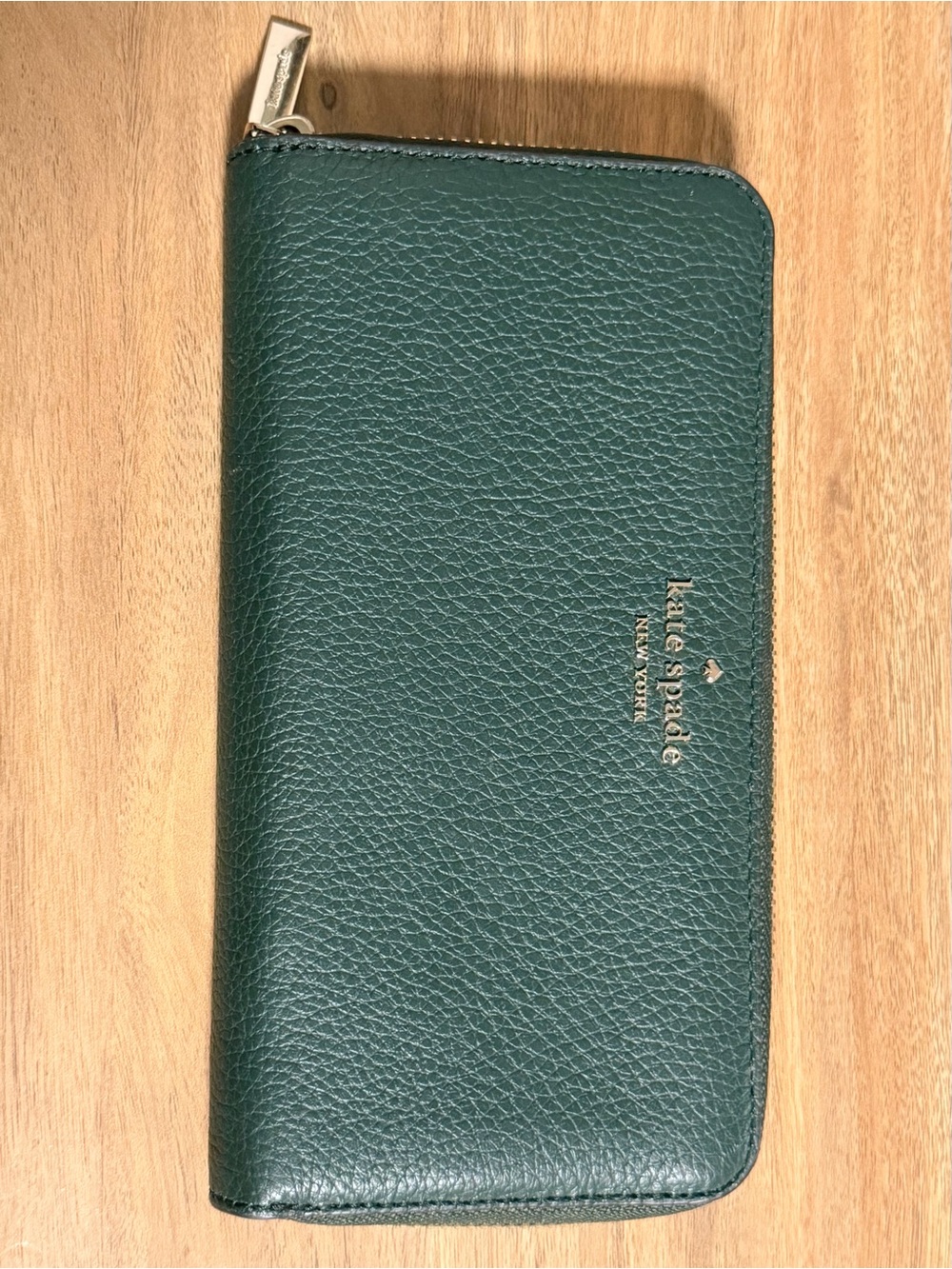 Kate Spade Leila Continental Wallet Green Pebbled Leather
